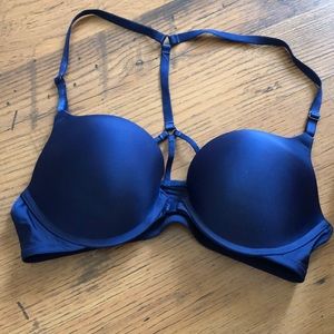 Victoria’s Secret 36B push-up